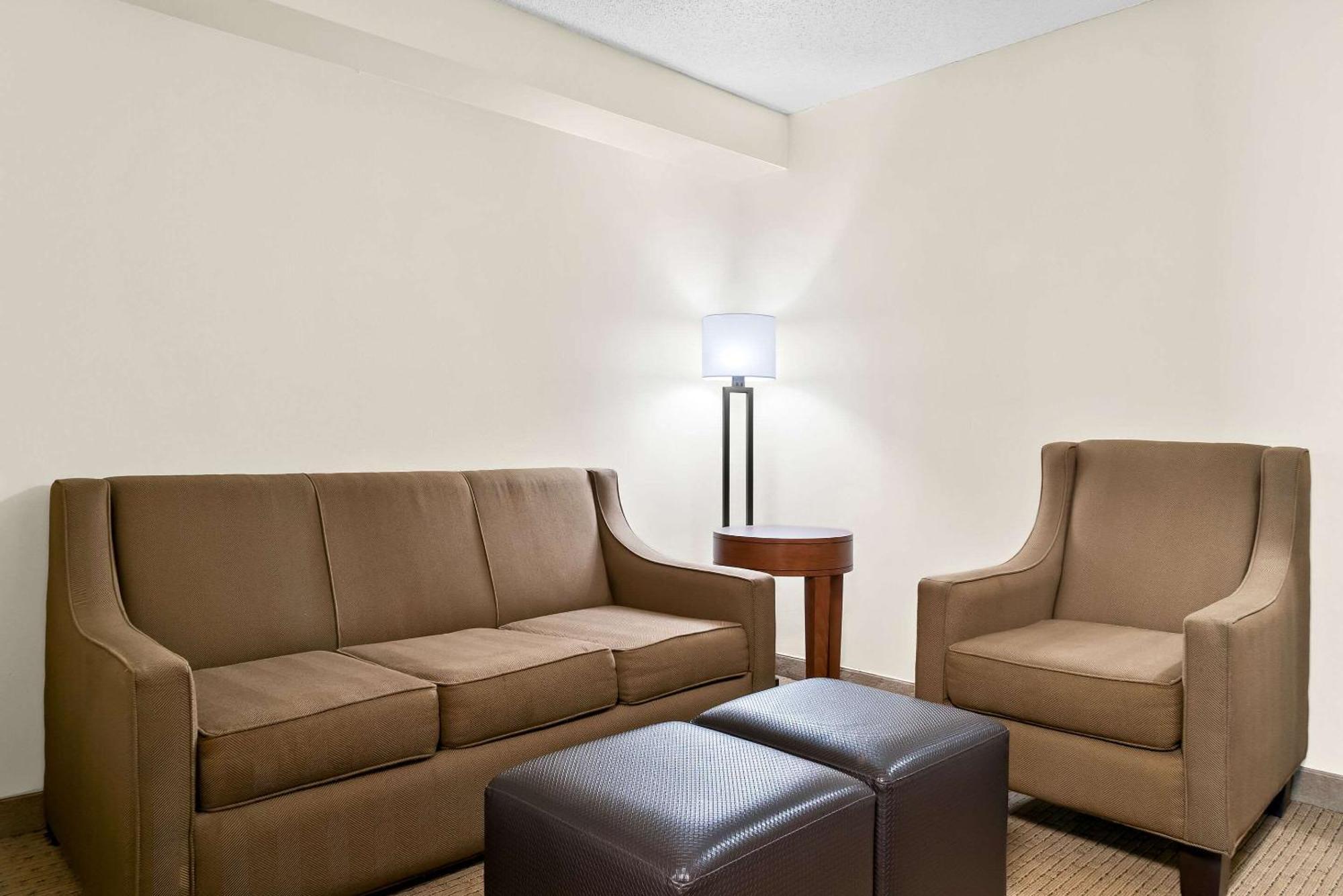 Comfort Inn & Suites Taylor Extérieur photo